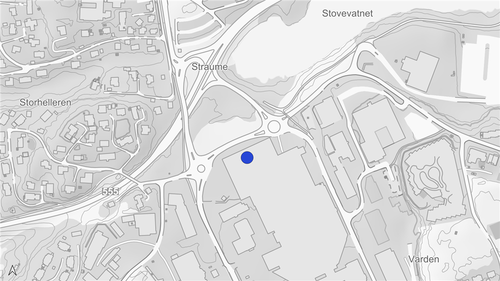 Innfartsparkering ved Straume bussterminal - Klikk for stort bilete