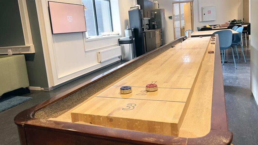 Shuffleboard for sosialt samvær - Klikk for stort bilete