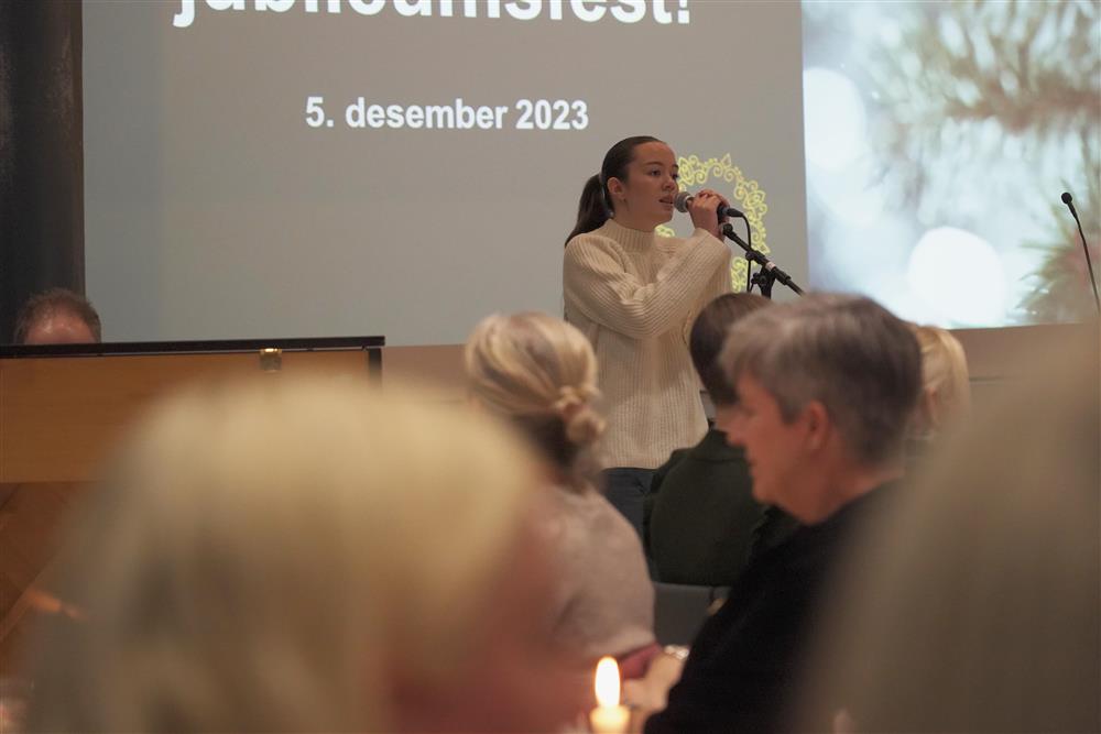 Innslag frå Øygarden kulturskule ved Kjartan Fjordheim og Kira Lokøy Jensen - Klikk for stort bilete